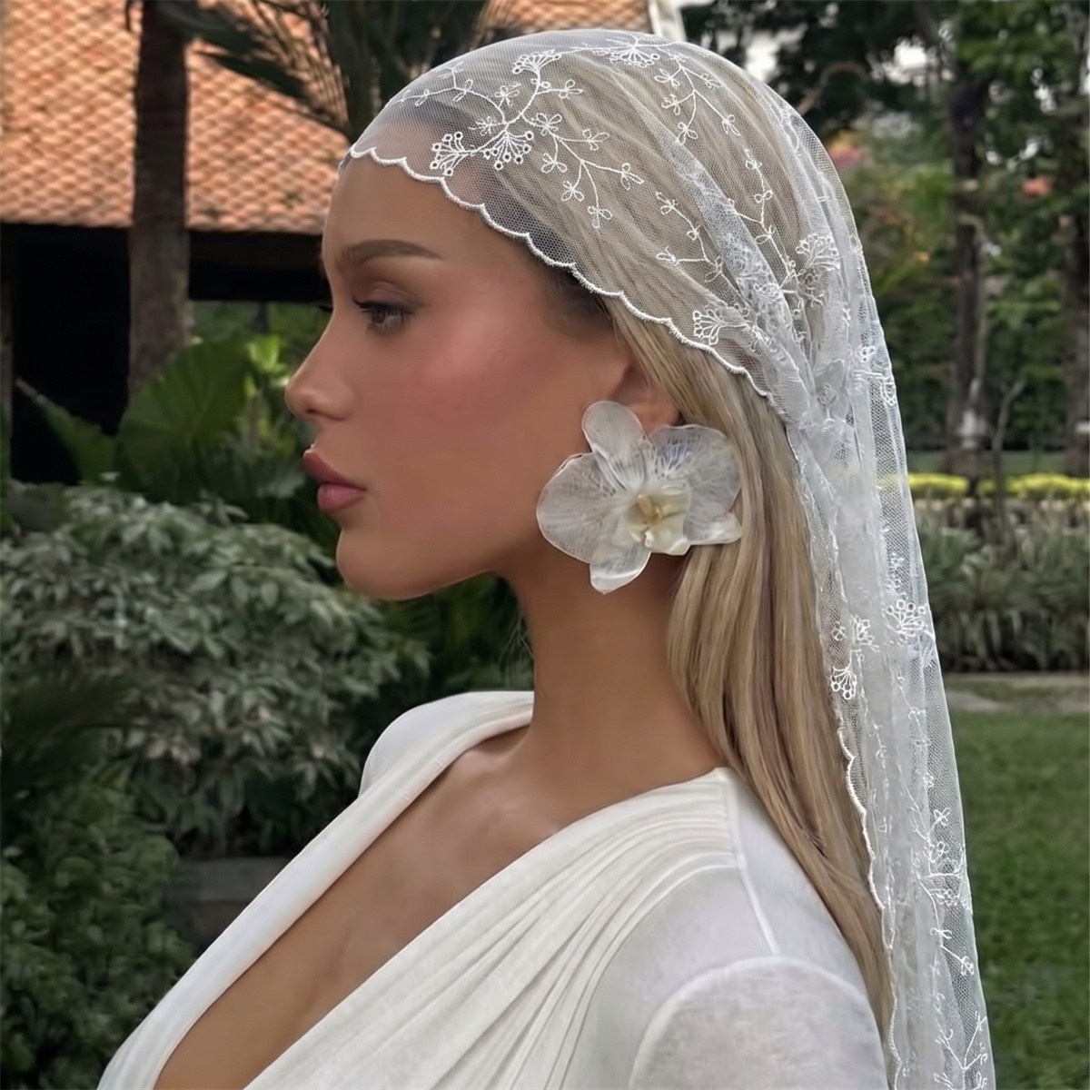 Women Fashion Necktie - Foulard Bianco Floreale in Pizzo e