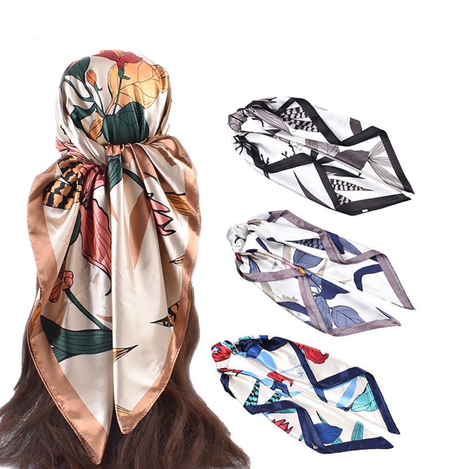 Women Fashion Necktie - Foulard quadrato in seta con stampa