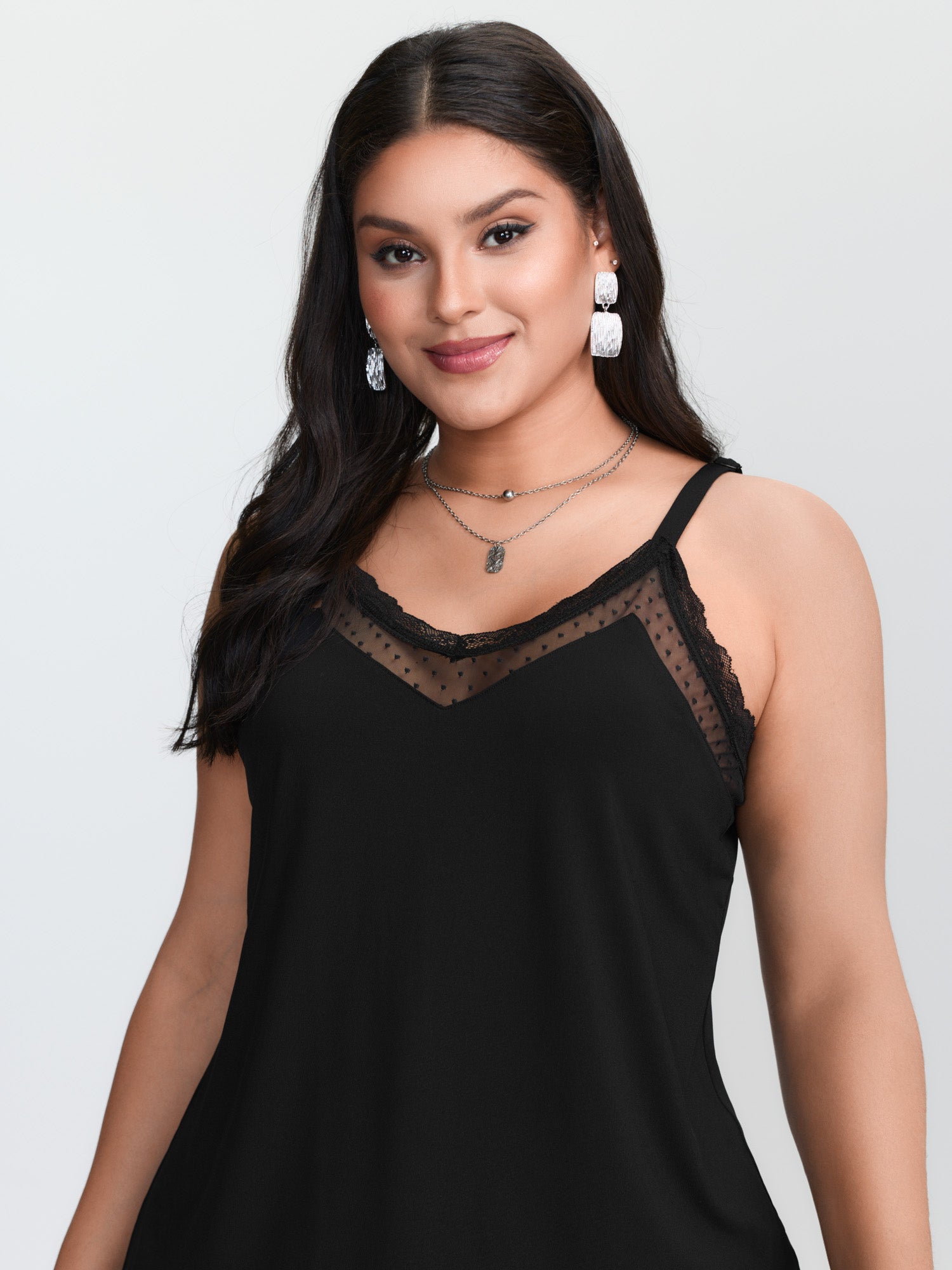 Canotta nera in maglia, dispon - Lace Trim Cami recensione e prezzo