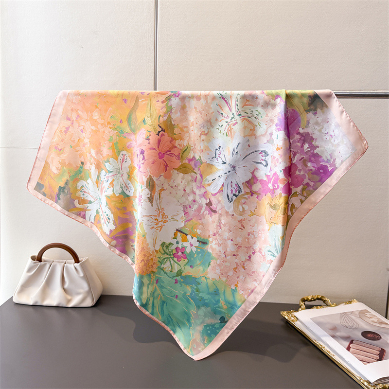 Foulard Quadrato in Seta 70x70 - Women Fashion Necktie recensione e prezzo